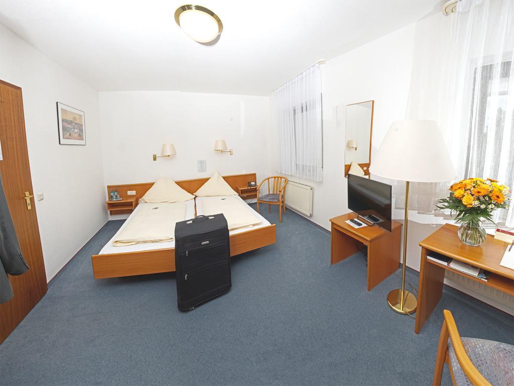 City Hotel Mark Michelstadt Room photo